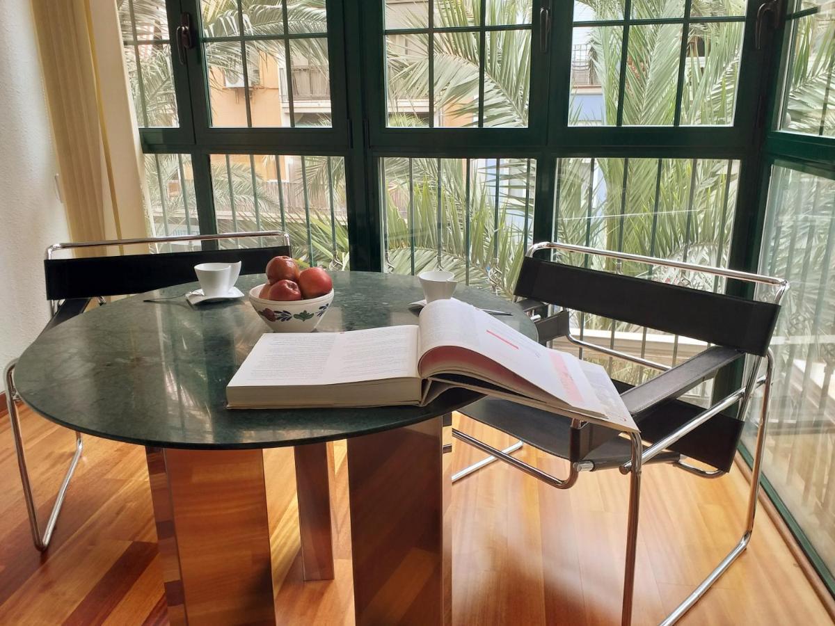 Large Apartment With Large And Sunny Terrace - Garden & Outdoor Gym , Alicante Center Extérieur photo