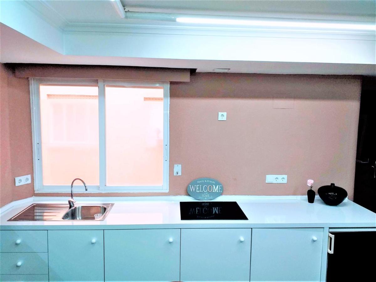 Large Apartment With Large And Sunny Terrace - Garden & Outdoor Gym , Alicante Center Extérieur photo