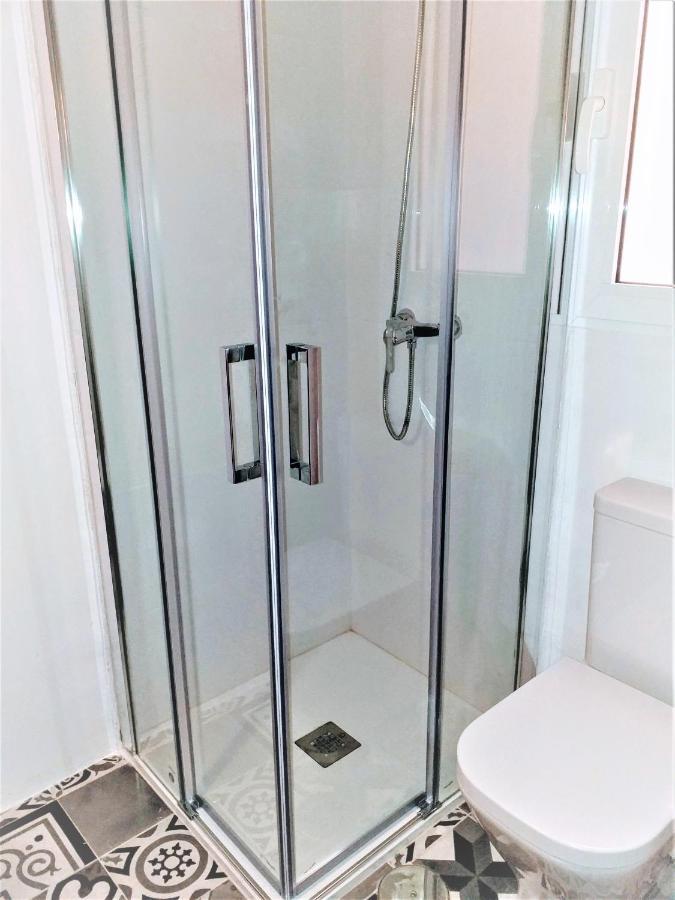 Large Apartment With Large And Sunny Terrace - Garden & Outdoor Gym , Alicante Center Extérieur photo