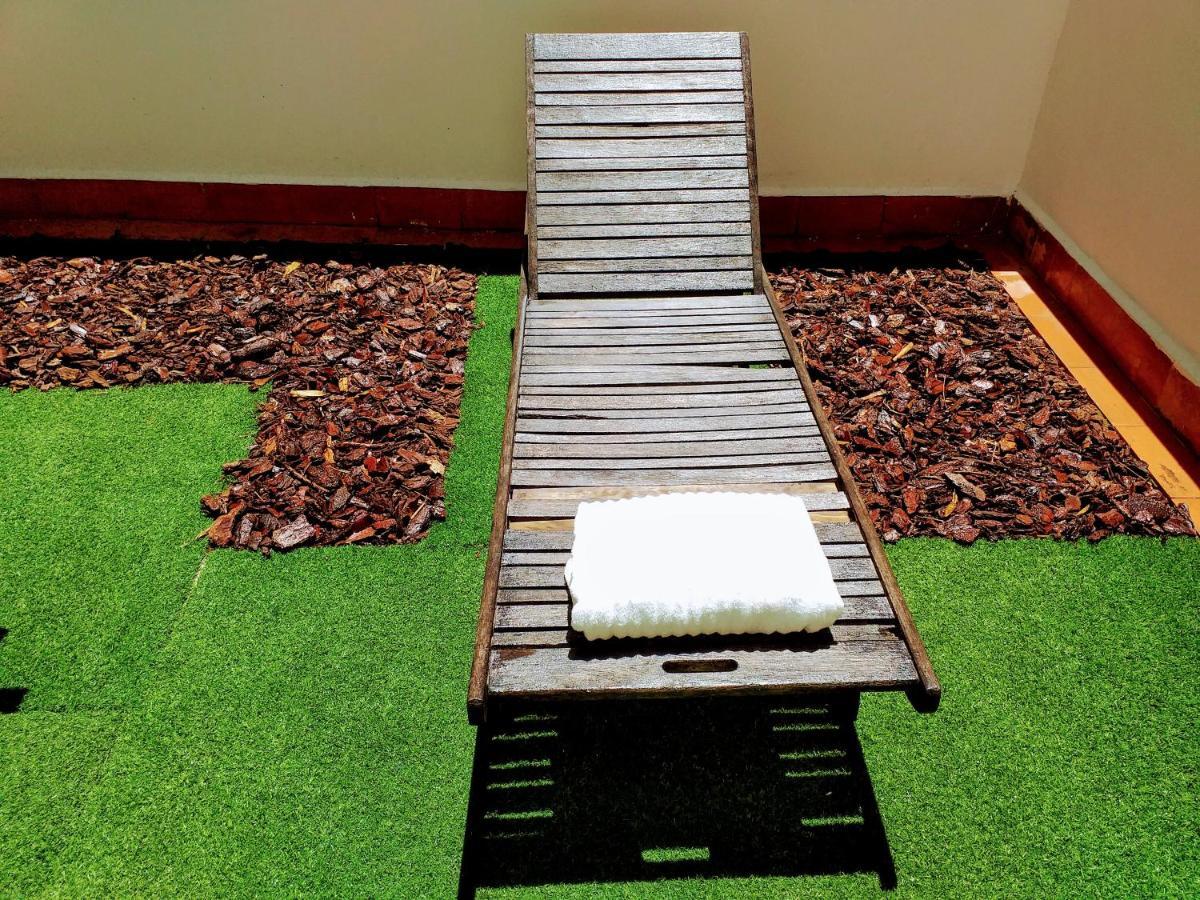 Large Apartment With Large And Sunny Terrace - Garden & Outdoor Gym , Alicante Center Extérieur photo